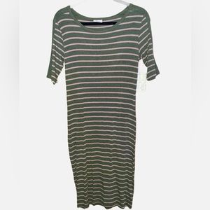 🔥NEW🔥with tags Small striped (stretchy) Small Lularoe Julia dress